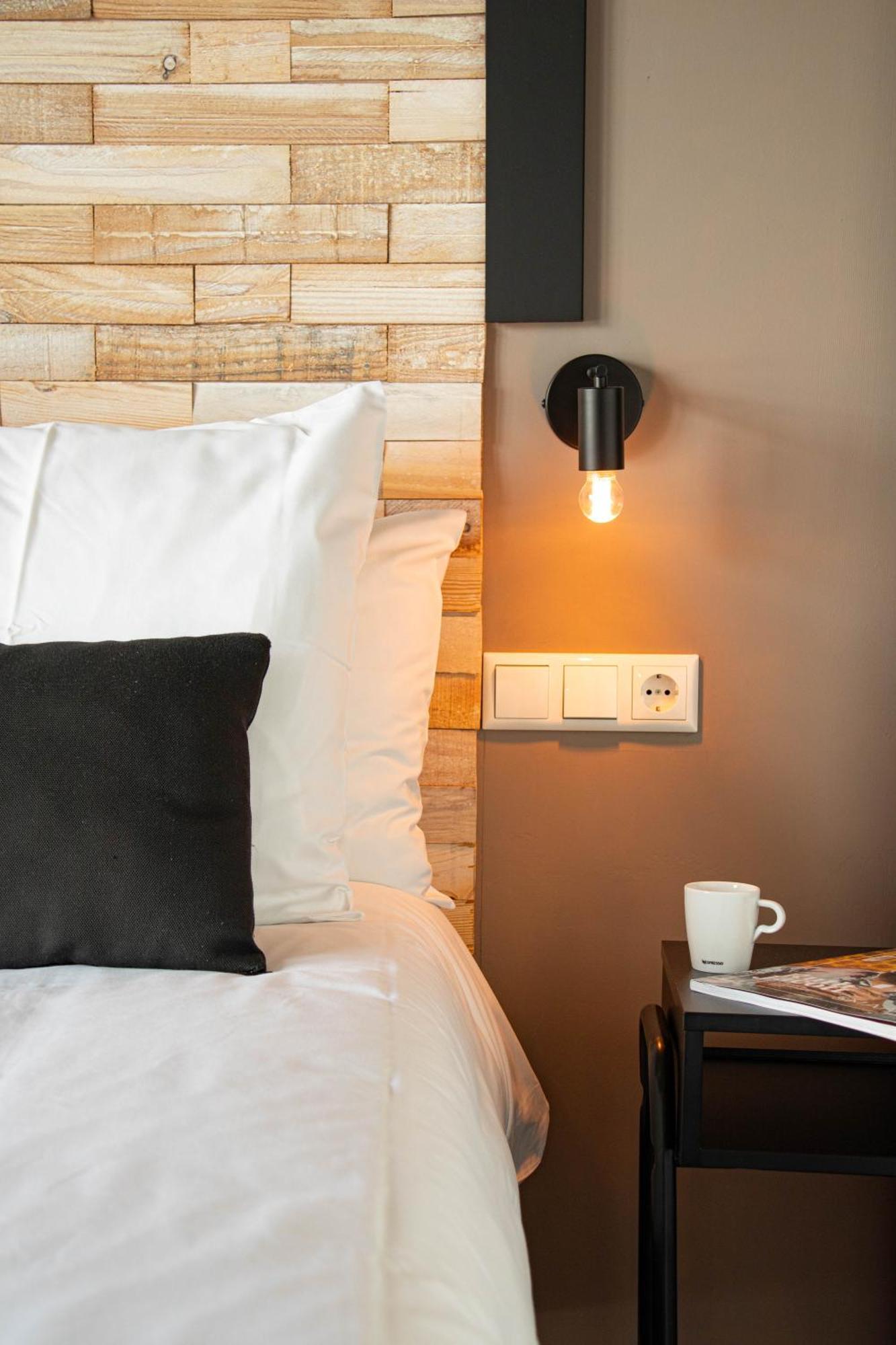 Bed, Bites&Business Hotel Rotterdam Exterior foto